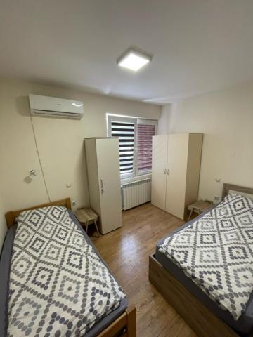 סקופיה R&K Hostel מראה חיצוני תמונה
